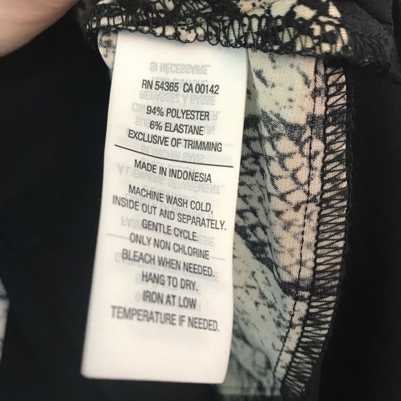 Bianca Nygard Reptile Snakeskin Animal Print Tunic Top Size Large - Picture 8 of 10